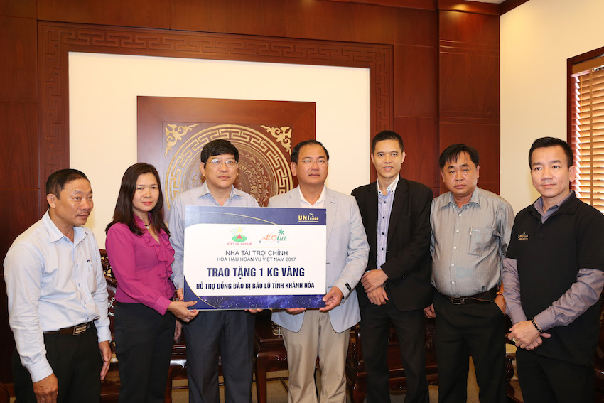 Tập[-]đoàn[-]Việt[-]Úc[-]hỗ[-]trợ[-]tỉnh[-]Khánh[-]Hòa[-]khắc[-]phục[-]hậu[-]quả[-]bão[-]số[-]12